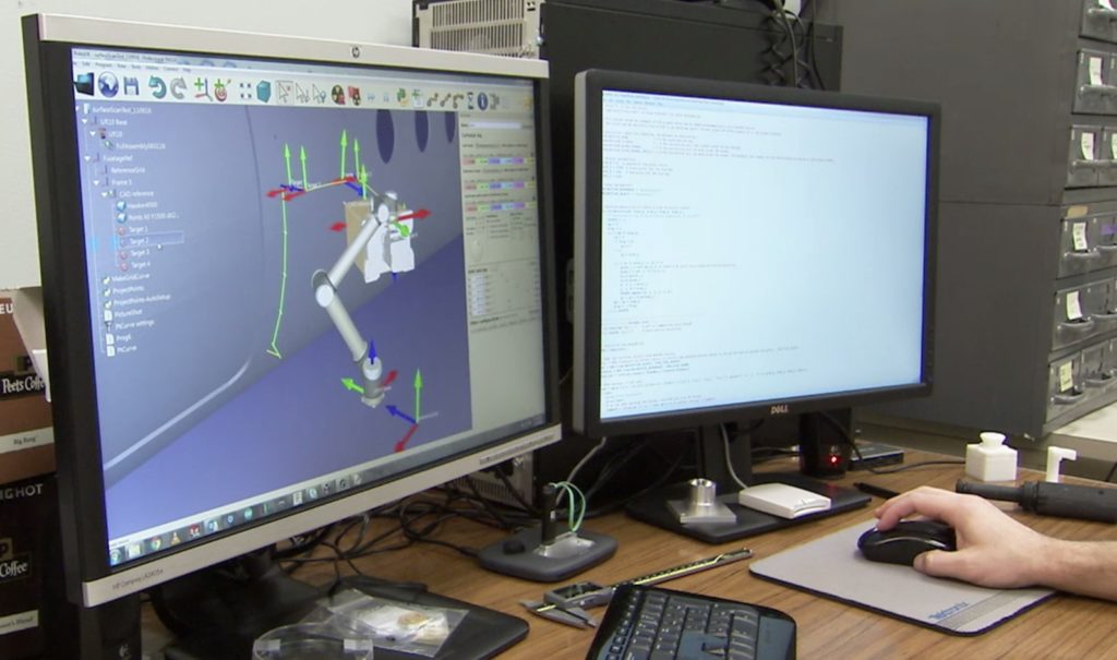 可自动检查的机器人